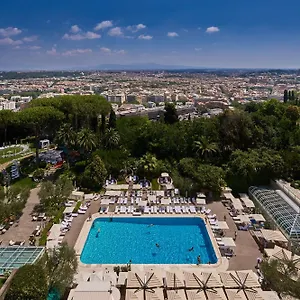 Semesteranläggning (resort) Cavalieri, A Waldorf Astoria Rom