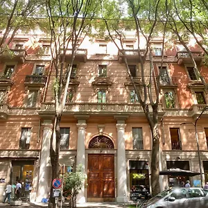 https://independent-bright-room-in-the-center-of-milan.it-lombardy.com