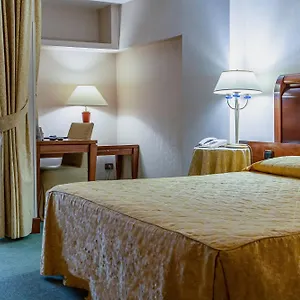 **** Otel Pineta Palace İtalya